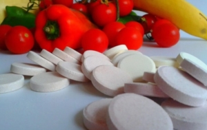 Multivitamin Harian Berpotensi Bantu Lansia Pertahankan Fungsi Fisik